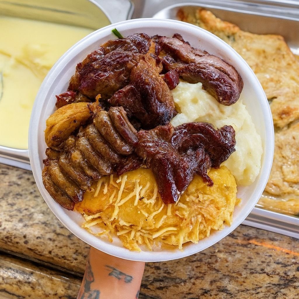 2 Marmitex Pequena Com Churrasco